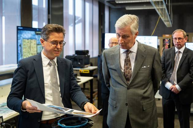 UGent professor Johan Bauwelinck and King Philippe - Filip of Belgium pictured during a visit to IGent, a research building at the UGent University where scientists and companies collaborate to develop innovative technologies, on Tuesday 20 October 2026, in Gent.  JAMESxARTHURxGEKIERE 190398514
