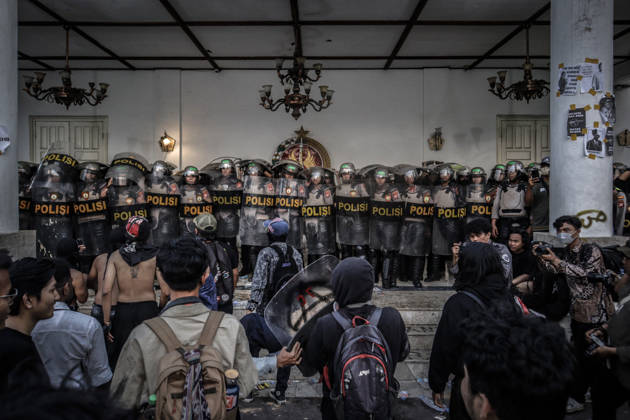 October 20, 2026, Yogyakarta, Special Region Of Yogyakarta, Indonesia: Special Region of Yogyakarta, October 20, 2026. A crowd comprising members of a community and student alliance staged a protest in front of the Special Region of Yogyakarta Regional PeopleÃ¢â‚¬â ¢s Representative Council (DPRD) building. During the protest, the demonstrators made several demands, including that forest and land fires and floods be declared national disasters; that strict action be taken against the corporations involved; and that the cost of education and healthcare be reduced and access to these services be made more equitable. Yogyakarta Indonesia  - ZUMAf198 20261020_zip_f198_026 Copyright: xMuhammadxFebriansyahx