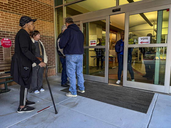 October 20, 2026, Shreveport, Louisiana, USA: Polls open on the first day of early vote in Louisiana. Voters are casting their ballots in a highly watched Senate race and in redrawn congressional districts due to the U.S. Supreme Courts Louisiana v. Callais decision, which struck down the states Congressional map that had created a second majority-Black district. Shreveport USA  - ZUMAd155 20261020_znp_d155_020 Copyright: xSuexDorfmanx