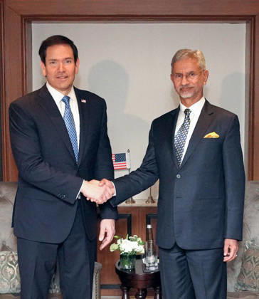 RECORD DATE NOT STATED EAM S. Jaishankar meets US Secretary of State, Marco Rubio Mumbai, Oct 20 (ANI): External Affairs Minister S. Jaishankar meets US Secretary of State, Marco Rubio, in Mumbai on Tuesday. (@SecRubio X ANI Photo) Mumbai Maharashtra India Copyright: xANIx ANI_20261020241