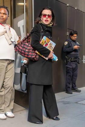 NEW YORK, NY - OCTOBER 20: Debi Mazar seen at ABC Studios on October 20, 2026 in New York City. Credit: Camara Porter New York City USA - ZUMAa123 20261020_zaa_a123_060 Copyright: xAdMediax