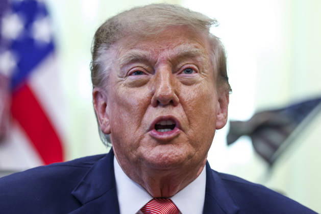 US President Trump speaks to reporters on taxpayer fraud US President Donald Trump speaks to reporters about efforts to crack down on taxpayer fraud in the Oval Office of the White House in Washington, DC, USA, 20 October 2026. WASHINGTON DISTRICT OF COLUMBIA United States  Copyright: xPool ABACAx
