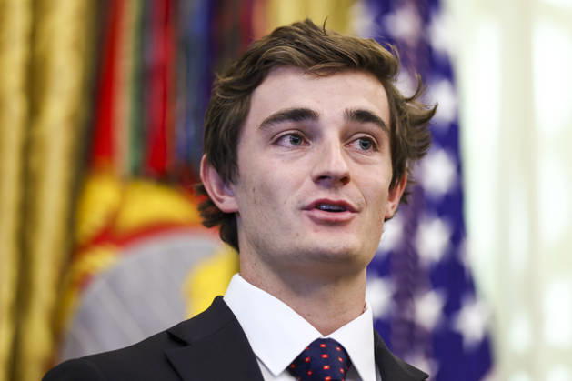 Right-wing social media influencer Nick Shirley delivers remarks following President Donald Trump s remarks to reporters about efforts to crack down on taxpayer fraud in the Oval Office of the White House in Washington, DC on Tuesday, October 20, 2026.  WASP20261020140 JIMxLOxSCALZO