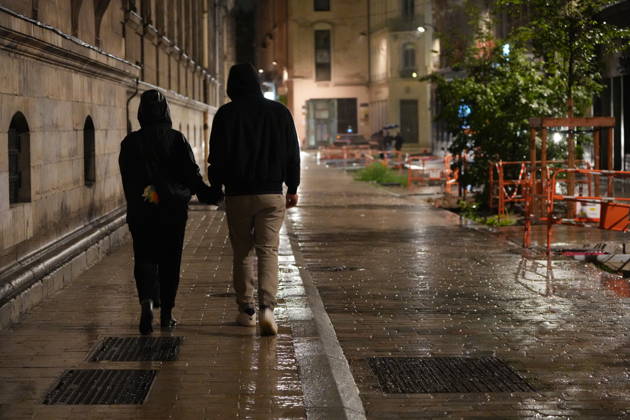France extends curfews in several cities in wake of weekend violence LYON, FRANCE - OCTOBER 20: A view from part of Lyon s Presqu ile as a curfew goes into effect for the second consecutive night from 9 pm to 6 am by order of Rhone prefect Etienne Guyot, barring people from moving around or remaining on public streets within the Cordeliers, Bellecour and Ainay areas, excluding Place des Terreaux, while bars, restaurants, cinemas, theatres and public transport remain operational following previous violence, damage, and looting, on October 20, 2026. Mathieu Prudhomme Anadolu Lyon France. Editorial use only. Please get in touch for any other usage. Copyright: x2026xAnadoluxMathieuxPrudhommex