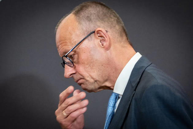 Chancellor Friedrich Merz delivering his closing remarks at the Invest in Germany Summit 2026 at the ESMT European School of Management and Technology in Berlin, Berlin, Germany; ESMT Berlin