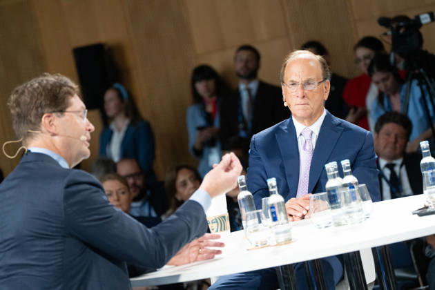 Larry Fink (Laurence Douglas Fink), CEO of BlackRock, speaks at the Berlin Global Dialogue in the former State Council building of the GDR, in conversation with Ola Källenius, CEO of Mercedes-Benz Group AG (on the left in the photo). Berlin Global Dialogue 2026 (BGD 2026), theme: Advancing Alliances for a New Era, Berlin, Berlin, Germany, ESMT