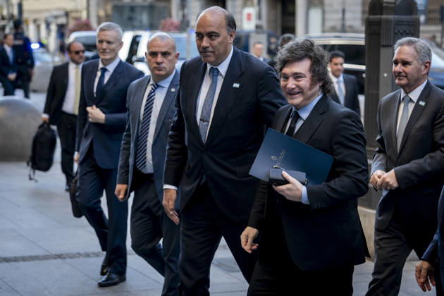 Milei Attends a Breakfast Briefing The President of the Argentine Republic, Javier Milei, attends a breakfast briefing hosted by Fórum Europa at the Real Casino Gran Círculo in Madrid on October 21, 2026, in Madrid, Spain, October 21, 2026, A Pé Spain  Copyright: xA.xPÃ rezxMecax 7858498