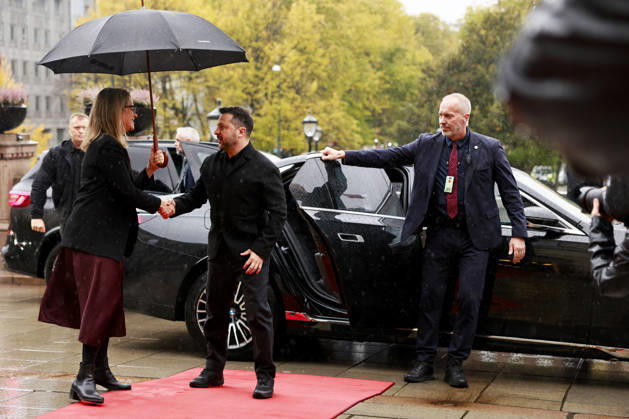 Ukraine Talks in Oslo, Ukrainian President Volodymyr Zelenskyy visits the Storting in Oslo, October 21, 2026. Ukrainian President Volodymyr Zelenskyy visits the Storting, where he meets with Storting President Masud Gharahkhani and the parliamentary leaders. Photo: Jonas Been Henriksen, NTB, Oslo, Norway, eBBSY T24sY EDITORIAL USE ONLY Ref BNC POLeBBSY T24sY jpg  Copyright: xJonasxBeenxHenriksenx xNTBx