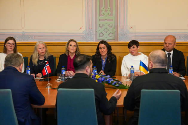 Ukrainian President Visits Norway, Oslo, October 21, 2026. Ukrainian President Volodymyr Zelenskyy visits the Storting. Photo by Ole Berg Rusten, NTB POOL, Oslo, Norway. fncc3osQQL4. EDITORIAL USE ONLY. Ref: BNC POLfncc3osQQL4.jpg  Copyright: xOlexBerg-Rustenx xNTBx