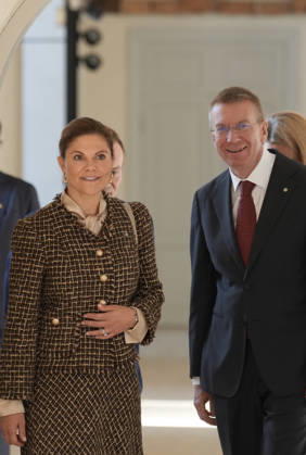 Latvia Sweden Crown Princess Victoria Sweden s Crown Princess Victoria, left, meets with Latvian President Edgars Rinkevics at Riga Castle in Riga, Latvia, October 21, 2026, during her working visit to Latvia. Riga Latvia Copyright: xRomanxKoksarovx lat-swe20261021rk03.JPG