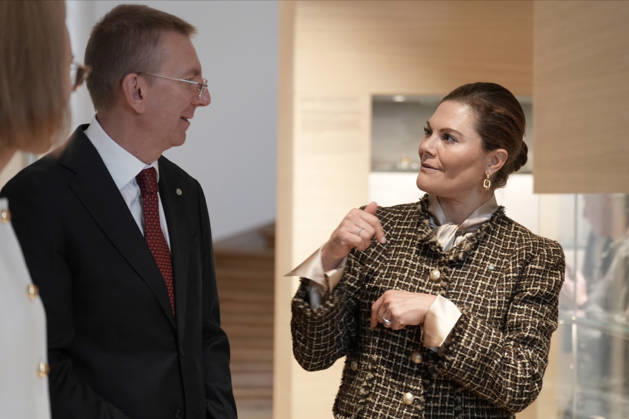 Latvia Sweden Crown Princess Victoria Sweden s Crown Princess Victoria reacts during her meeting with Latvian President Edgars Rinkevics at Riga Castle in Riga, Latvia, October 21, 2026, during her working visit to Latvia. Riga Latvia Copyright: xRomanxKoksarovx lat-swe20261021rk28.JPG