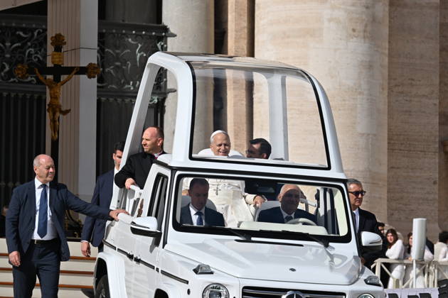 ITALY-POPE-2026 10 21 Italy, Rome, Vatican City, October 21, 2026: Pope Leo XIV during his weekly general audience in St Peter s Square at the Vatican. Photo: Copyright Alessia Giuliani Catholipressphoto EDITORIAL USE ONLY - NO BOOKS Copyright: xx