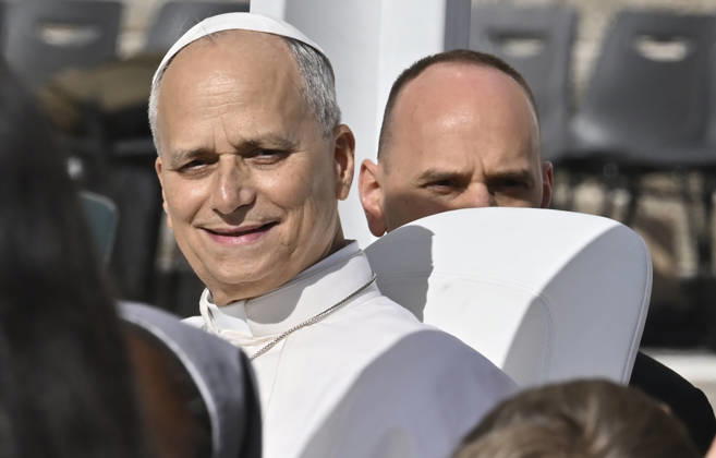 IPA89982380 - Italy, Rome, Vatican City, October 21, 2026: Pope Leo XIV during his weekly general audience in St. Peter s Square at the Vatican. Photo: Copyright Alessia Giuliani Catholipressphoto  Copyright: xx xAlessiaxGiuliani Catholipressphox IPA89982380