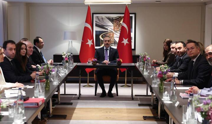 Turkish Foreign Minister Hakan Fidan in Belgium BRUSSELS, BELGIUM - OCTOBER 21: (----EDITORIAL USE ONLY - MANDATORY CREDIT - TURKISH FOREIGN MINISTRY HANDOUT - NO MARKETING NO ADVERTISING CAMPAIGNS - DISTRIBUTED AS A SERVICE TO CLIENTS----) Turkish Foreign Minister Hakan Fidan (C) meets with representatives of non-governmental organizations (NGOs) in Brussels, Belgium, on October 21, 2026. Turkish Foreign Ministry Handout Anadolu Brussels Belgium. Editorial use only. Please get in touch for any other usage.  Copyright: x2026xAnadoluxTurkishxForeignxMinistryx xHandoutx