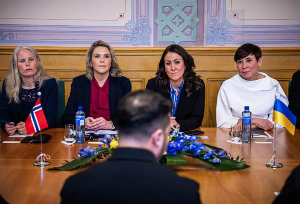 Ukrainian President Visits Norway, Oslo, October 21, 2026. Ukrainian President Volodymyr Zelenskyy visits the Storting, where he meets with Kirsti Bergsto (SV) and Sylvi Listhaug (FrP), Tonje Brenna (Ap), and Ine Eriksen Soreide (H). Photo by Ole Berg Rusten, NTB, Oslo, Norway. F9MDz8pgj4s. EDITORIAL USE ONLY. Ref: BNC POLF9MDz8pgj4s.jpg  Copyright: xOlexBerg-Rustenx xNTBx