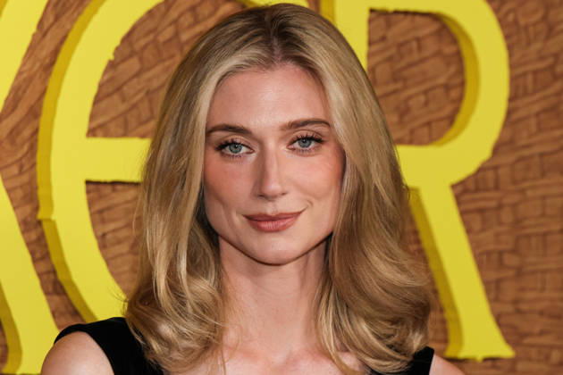 Los Angeles Premiere Of Black Bear s Wicker LOS ANGELES, CALIFORNIA, USA - OCTOBER 20: Elizabeth Debicki wearing Kallmeyer, Calzedonia tights, Manolo Blahnik shoes, and Engelbert 1920 jewelry, styled by Elizabeth Saltzman arrives at the Los Angeles Premiere Of Black Bear s Wicker held at the DGA Theater Complex at The Directors Guild of America on October 20, 2026 in Los Angeles, California, United States. Los Angeles DGA Theater Complex at The Directors Guild of America California United States Copyright: xKayxQiao ImagexPressxAgencyx