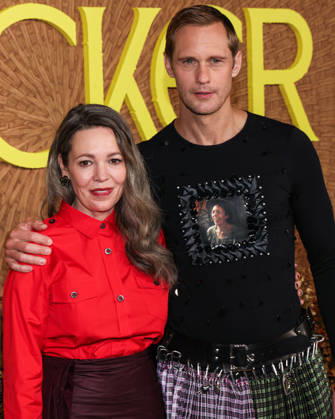 Los Angeles Premiere Of Black Bear s Wicker LOS ANGELES, CALIFORNIA, USA - OCTOBER 20: Olivia Colman and Alexander Skarsgard wearing Chopova Lowena, styled by Harry Lambert arrive at the Los Angeles Premiere Of Black Bear s Wicker held at the DGA Theater Complex at The Directors Guild of America on October 20, 2026 in Los Angeles, California, United States. Los Angeles DGA Theater Complex at The Directors Guild of America California United States Copyright: xKayxQiao ImagexPressxAgencyx