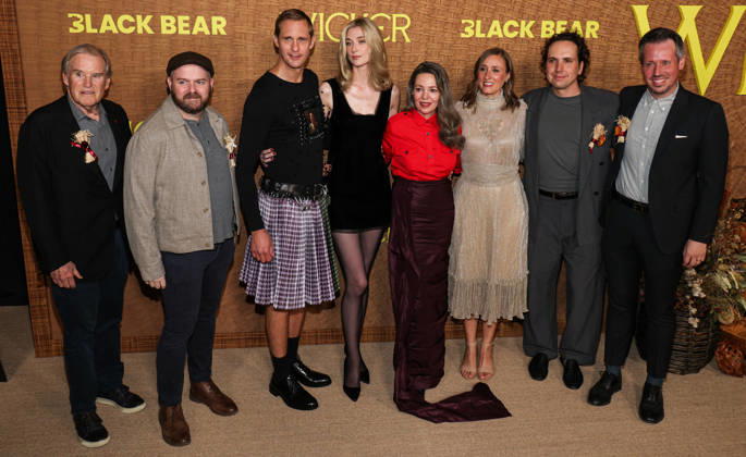 Los Angeles Premiere Of Black Bear s Wicker LOS ANGELES, CALIFORNIA, USA - OCTOBER 20: Tim Headington, Justin Lothrop, Alexander Skarsgard wearing Chopova Lowena, styled by Harry Lambert, Elizabeth Debicki wearing Kallmeyer, Calzedonia tights, Manolo Blahnik shoes, and Engelbert 1920 jewelry, styled by Elizabeth Saltzman, Olivia Colman, Eleanor Wilson, Alex Huston Fischer and Brad Zimmerman arrive at the Los Angeles Premiere Of Black Bear s Wicker held at the DGA Theater Complex at The Directors Guild of America on October 20, 2026 in Los Angeles, California, United States. Los Angeles DGA Theater Complex at The Directors Guild of America California United States Copyright: xKayxQiao ImagexPressxAgencyx
