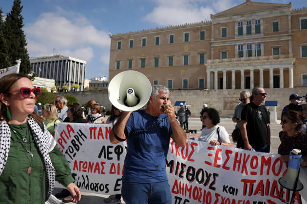 Students, teachers stage demonstration in Athens, Greece ATHENS, GREECE - OCTOBER 21: Students and teachers take part in a demonstration against the rising cost of living and demanding better working conditions and increased funding for public education in Athens, Greece, on October 21, 2026. Costas Baltas Anadolu Athens Greece. Editorial use only. Please get in touch for any other usage.  Copyright: x2026xAnadoluxCostasxBaltasx