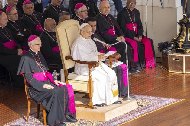 IPA89988244 - Italy, Rome, Vatican City, October 21, 2026: Pope Leo XIV during his weekly general audience in St. Peter s Square at the Vatican. Photo: Copyright Claudio Asquini Catholipressphoto  Copyright: xx xClaudioxAsquini xCatholicpressphx IPA89988244