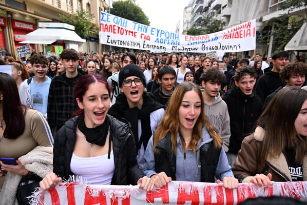 October 21, 2026, Thessaloniki, Greece: Students protest in Greece, calling for better education and government action to ease the burden of rising living costs. Thessaloniki Greece - ZUMAp191 20261021_zap_p191_026 Copyright: xGiannisxPapanikosx