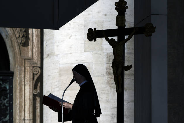 ITALY - POPE - VATICAN-2026 10 21 Italy, Rome, Vatican, 2026 10 21: Pope Leo XIV during his weekly general audience in St. Peter s Square at the Vatican Photo by ALESSIA GIULIANI Catholic Press Photo EDITORIAL USE ONLY - NO BOOKS Copyright: xALESSIAxGIULIANIxxx xCatholicxPressxPhotox