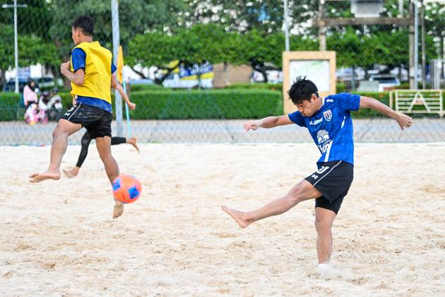 October 21, 2026, Bangkok, Thailand: BANGKOK, THAILAND - OCTOBER 21, 2026: Thailand s men s beach soccer team held its final training session before departing for the 2026 AFC Beach Soccer Asian Cup, which will be held in Phang Nga. Bangkok Thailand - ZUMAq101 20261021_zna_q101_128 Copyright: xSuttipatxSongnangrongx