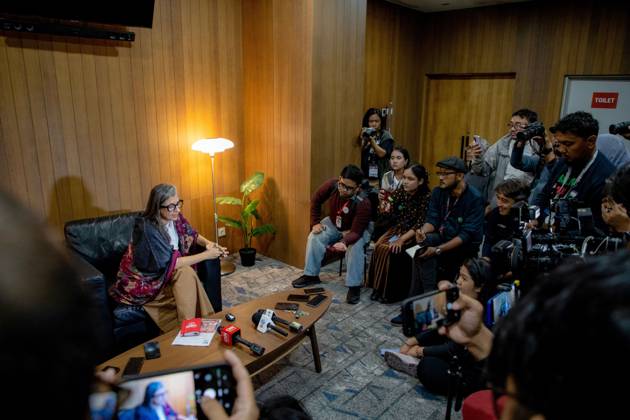 October 21, 2026, Jakarta, Indonesia: JAKARTA, INDONESIA - OCTOBER 21, 2026 Francesca Albanese, UN Special Rapporteur on the Occupied Palestinian Territory, answers questions from journalists during a press conference at Graha Bhakti Budaya, Taman Ismail Marzuki, in Central Jakarta. The press conference was part of an event organized by Amnesty International Indonesia titled Honoring Palestinian sumud in the midst of genocide, with Francesca Albanese. Usman Hamid, Executive Director of Amnesty International Indonesia, joined Albanese during the press conference. Journalists asked Albanese about the international response to the situation in Palestine, the measures states should take to uphold international law and ensure accountab - ZUMAq101 20261021_zna_q101_195 Copyright: xAddixSetyawanx