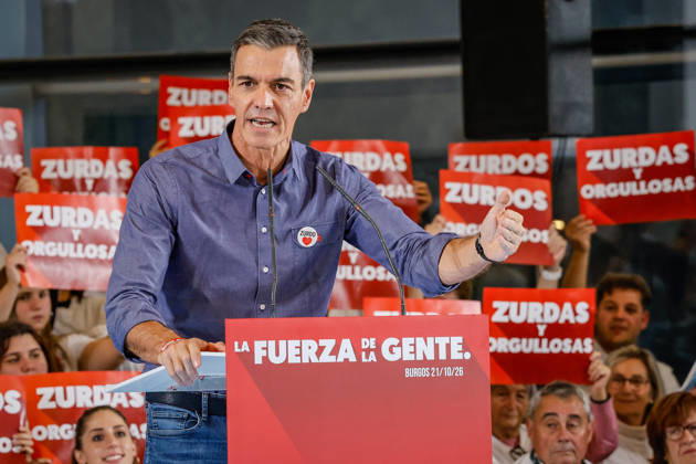 Sánchez Participates in a Pre-Campaign Event in Burgos Prime Minister Pedro Sánchez speaks during a PSOE pre-campaign event at Fórum Evolución on October 21, 2026, in Burgos, Castile and León, Spain. This is Sánchez’s third visit to Castile and León since the election was called; the Socialist leader visited Ponferrada, León, last Sunday, October 11, for an event at La Térmica Cultural, and this Monday, the 19th, in Valladolid, he led an event at the Cúpula del Milenio. October 21, 2026, Tomá, Burgos, Castile and León, Burgos, Castile and León, Spain Copyright: xTomasxAlonsox 7860092