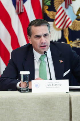 DC: President Trump Hosts Roundtable on Cybercrime at White House Todd Blanche, U.S. Attorney General, speaks during a roundtable discussion on cybercrime in the East Room of the White House on October 21, 2026 in Washington, D.C. The administration is fighting back against foreign-based organized criminal organizations that exploit Americans in cyberspace and their scam centers and fraud schemes. (Photo by Samuel Corum Pool ABACAPRESS.COM) Washington DC United States  Copyright: xPool ABACAx