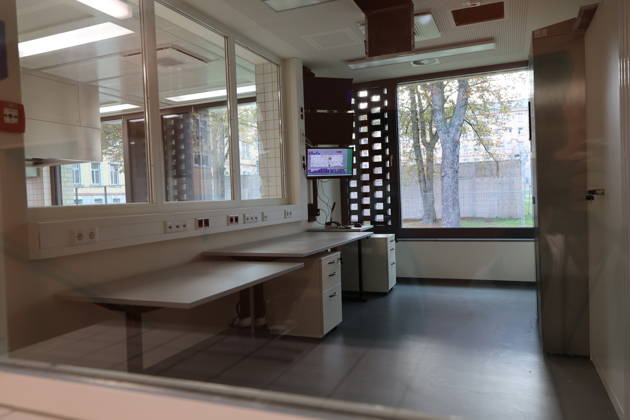The Bautzen branch of the state-owned enterprise Sächsisches Immobilien und Baumanagement (SIB) today held a ceremony to mark the completion of the new prison kitchen at the Bautzen Correctional Facility. The previous prison kitc Copyright: xMatthiasxWehnertx