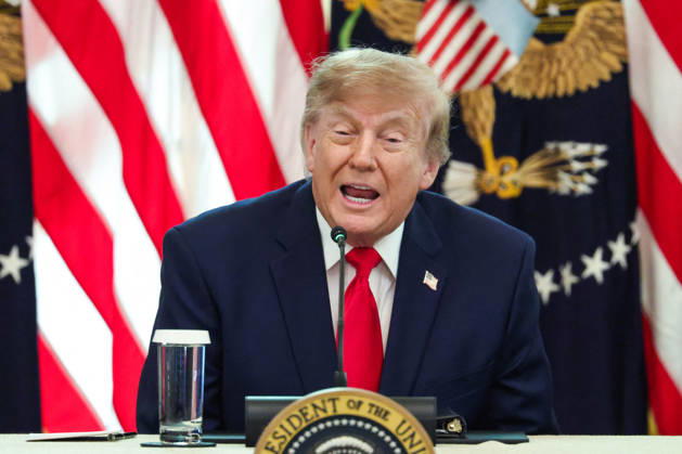 DC: President Trump Hosts Roundtable on Cybercrime at White House President Donald Trump speaks during a roundtable discussion on cybercrime in the East Room of the White House on October 21, 2026 in Washington, D.C. The administration is fighting back against foreign-based organized criminal organizations that exploit Americans in cyberspace and their scam centers and fraud schemes. (Photo by Samuel Corum Pool ABACAPRESS.COM) Washington DC United States  Copyright: xPool ABACAx