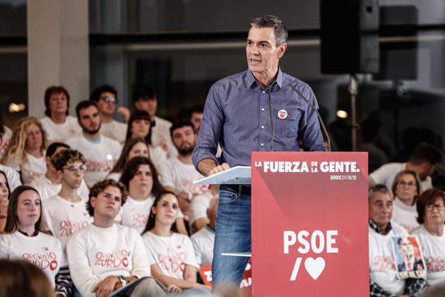 October 21, 2026, Burgos, Spain, Spain: Pedro Sanchez at the pre-campaign rally in Burgos. Burgos Spain - ZUMAc250 20261021_zip_c250_009 Copyright: xJorgexContrerasxSotox