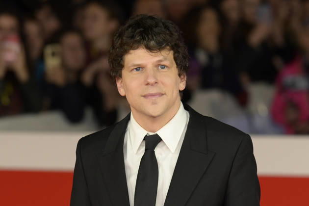 October 21, 2026, Rome, Italy: Jesse Eisenberg attends the red carpet of the film The debut at the 2026 Rome Film Fest, held at the Auditorium Parco della Musica. Rome Italy - ZUMAs197 20261021_aaa_s197_449 Copyright: xMarioxCartellix