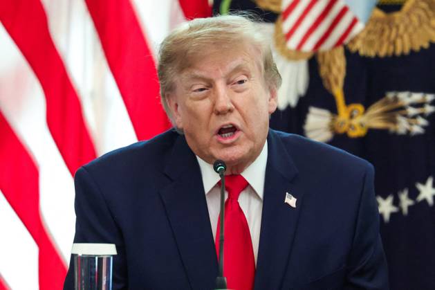DC: Trump Roundtable on Cybercrime Against Seniors United States President Donald J Trump makes remarks as he hosts a Roundtable on Protecting American Families and Seniors from Cybercrime, in the East Room of the White House in Washington, DC, USA, on Wednesday, October 21, 2026. Credit: Ron Sachs CNP MediaPunch. 21 Oct 2026 Pictured: United States President Donald Trump speaks during a roundtable discussion on cybercrime in the East Room of the White House on October 21, 2026 in Washington, D.C. The administration is fighting back against foreign-based organized criminal organizations that exploit Americans in cyberspace and their scam centers and fraud schemes. Credit: Samuel Corum Pool via CNP MediaPunch.  Copyright: xThexMegaxAgencyxCNPx xMediaPunchx xMEGAx
