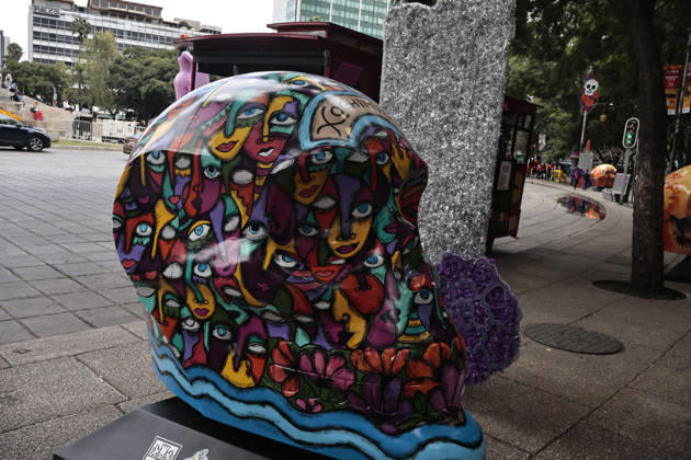 October 21, 2026, Mexico City, Cdmx, Mexico: The Mexicraneos exhibition has been installed along the Paseo de la Reforma avenue in Mexico City, marking the start of the Day of the Dead celebrations in the country. This edition of the exhibition, titled Collection: Living Nature Mystical Tales. features 35 giant skulls, each artistically transformed by various creators. Mexico City Mexico - ZUMAp204 20261021_zip_p204_067 Copyright: xJosuexPerezx