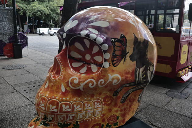 October 21, 2026, Mexico City, Cdmx, Mexico: The Mexicraneos exhibition has been installed along the Paseo de la Reforma avenue in Mexico City, marking the start of the Day of the Dead celebrations in the country. This edition of the exhibition, titled Collection: Living Nature Mystical Tales. features 35 giant skulls, each artistically transformed by various creators. Mexico City Mexico - ZUMAp204 20261021_zip_p204_064 Copyright: xJosuexPerezx