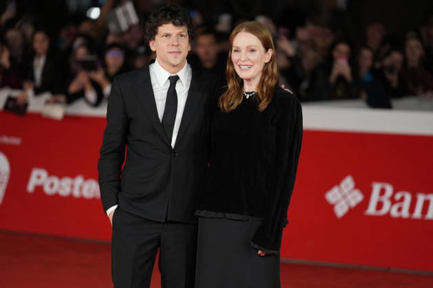 Julianne Moore Jesse Eisenberg At 21st Rome Film Fest Red Carpet - Rome Julianne Moore and Jesse Eisenberg attend the red carpet premiere of the film The Debut during the 21st Rome Film Fest in Rome, Italy on October 21, 2026. Photo by Andrea Bracaglia ABACAPRESS.COM Rome Italy Italy  Copyright: xBracagliaxAndrea ABACAx