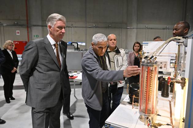 The King Visits Technicity Brussels ANDERLECHT, BELGIUM - OCTOBER 22 : King Philippe visits Technicity.brussels, the training and employment hub for the technology industry, in Anderlecht. Technicity.brussels was established through a public-private partnership and is aimed at job seekers, employees seeking retraining or further education, and students and teachers from secondary schools and colleges. The organization offers hands-on technical training and actively assists participants in finding a job. Companies can turn to it for continuing education for their staff or to rent modern technical infrastructure. During his visit, the King toured four training workshopselevator technology; HVAC and refrigeration technology; welding; and ele  Copyright: xBertxVanxDenxBrouckex