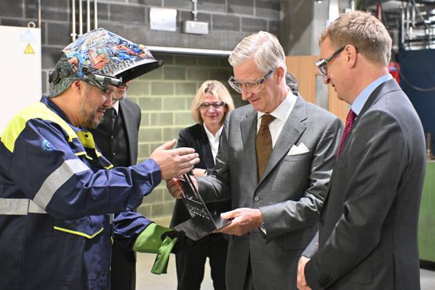The King Visits Technicity Brussels ANDERLECHT, BELGIUM - OCTOBER 22 : King Philippe visits Technicity.brussels, the training and employment hub for the technology industry, in Anderlecht. Technicity.brussels was established through a public-private partnership and is aimed at job seekers, employees seeking retraining or further education, and students and teachers from secondary schools and colleges. The organization offers hands-on technical training and actively assists participants in finding a job. Companies can turn to it for continuing education for their staff or to rent modern technical infrastructure. During his visit, the King toured four training workshopselevator technology; HVAC and refrigeration technology; welding; and ele  Copyright: xBertxVanxDenxBrouckex
