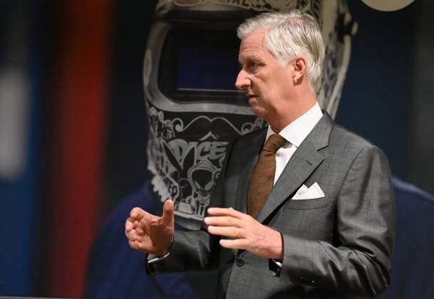 The King Visits Technicity Brussels ANDERLECHT, BELGIUM - OCTOBER 22 : King Philippe visits Technicity.brussels, the training and employment hub for the technology industry, in Anderlecht. Technicity.brussels was established through a public-private partnership and is aimed at job seekers, employees seeking retraining or further education, and students and teachers from secondary schools and colleges. The organization offers hands-on technical training and actively assists participants in finding a job. Companies can turn to it for continuing education for their staff or to rent modern technical infrastructure. During his visit, the King toured four training workshopselevator technology; HVAC and refrigeration technology; welding; and ele  Copyright: xBertxVanxDenxBrouckex