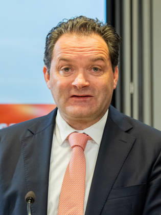 October 22, 2026: Presentation at the BMLUK (Federal Ministry of Agriculture and Forestry), Climate and Environmental Protection, Regions and Water Management Norbert Totschnig (ÖVP) on October 22, 2026, during the presentation of a study on quality of life in municipalities and prospects for vibrant regions at the Fe