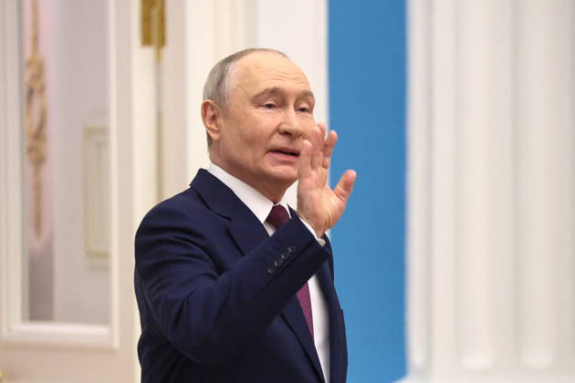 RUSSIA, MOSCOW - OCTOBER 22, 2026: Russia s President Vladimir Putin is seen during a ceremony to present the banner of the Federal Customs Service of Russia to the agency s head Pikalev. Approved by a presidential decree in 2019, the banner has not yet been presented to the agency s top official. Pelageya Tikhonova POOL TASS  99764449