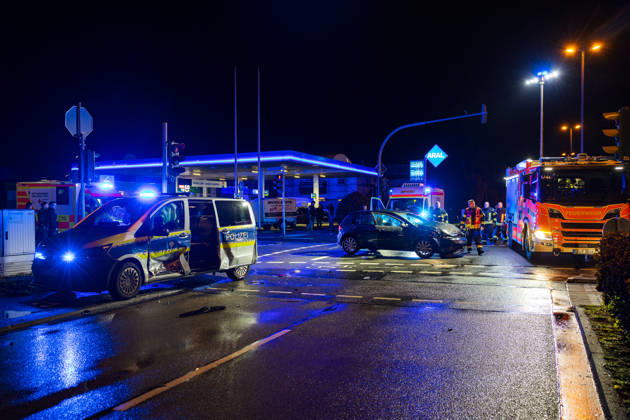 Patrol Car and VW Golf Collide; Two People Suffered Minor Injuries O