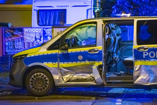 Patrol Car and VW Golf Collide; Two People Suffered Minor Injuries O