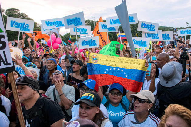 Venezuelan opposition supporters rally for free elections in Caracas CARACAS, VENEZUELA - OCTOBER 22: Members of political organizations such as Vente Venezuela, Primero Justicia, and Voluntad Popular gather in the surroundings of Plaza Venezuela in response to the call made by Venezuelan opposition leader and pro-democracy activist Maria Corina Machado, featuring speeches from various political and social leaders focused on memory, respect, democracy, and the demand for free elections in Caracas, Venezuela on October 22, 2026. Diko Betancourt Anadolu Caracas Venezuela. Editorial use only. Please get in touch for any other usage.  Copyright: x2026xAnadoluxDikoxBetancourtx