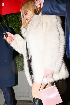 Exclusive: Madonna leaves a party at the Bus Palladium and returns to her hotel in Paris on October 23, 2026 Gédéon Taieb Bestimage Exclusive No web in Switzerland and Belgium Madonna leaves an evening at the Bus Palladium and returns to her hotel in Paris on October 23, 2026 Paris, France  Copyright: xGedeonxTaiebx xBestimagexGedeonxTaiebx xBestimagex