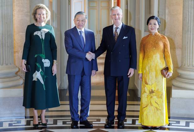 Queen Mathilde of Belgium, Vietnam President To Lam, King Philippe - Filip of Belgium and Ngo Phuong Ly pose at a royal audience at the Castle of Laeken, on Friday 23 October 2026. The President of Vietnam and his wife visit Belgium from 21 to 24 October.  BENOITxDOPPAGNE 190732983