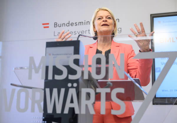 Â Vienna, October 23, 2026 Vienna Press conference with the Minister of Defense to present the results of the first BMLV Y