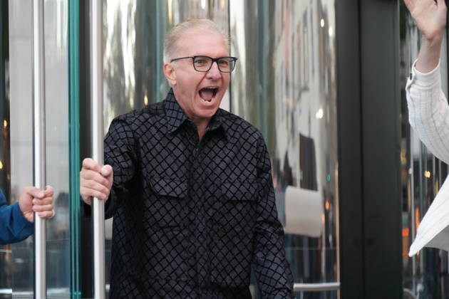 October 23, 2026, New York, Ny, USA: GREG JOSWIAK opens the Apple IPhone Duo Launch,.The Apple Store Fifth Avenue, NYC.October 23, 2026 . Apple IPhone Duo Launch,.The Apple Store Fifth Avenue, NYC.October 23, 2026 . New York USA - ZUMAms4_ 20261023_faf_ms4_003 Copyright: xSoniaxMoskowitzxGordonx